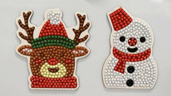 Snowman & reindeer, can be used as fridge magnet, set of 2